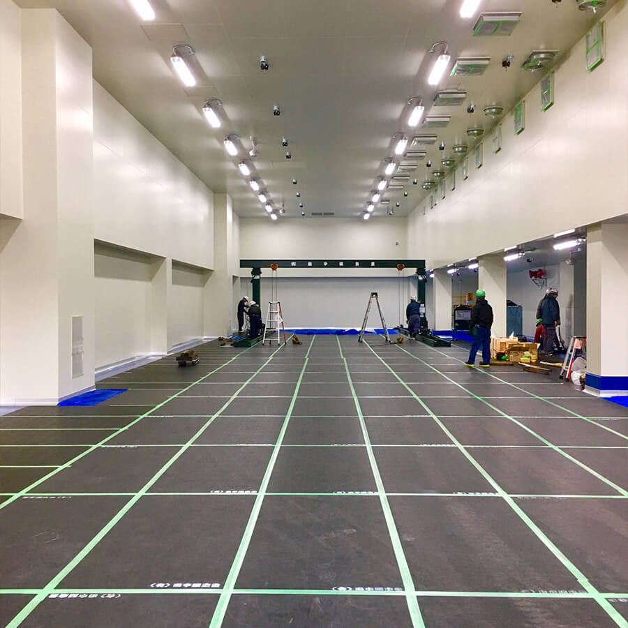 グラビア印刷機搬入・据付工事